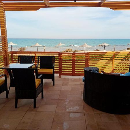 Breathtaking Luxury & Spacious 2-Bedroom 1St Row Direct Seaview At Stella Sea View Sokhna アインソフナ エクステリア 写真