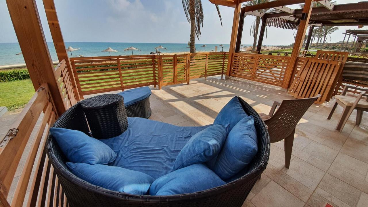 Breathtaking Luxury & Spacious Family 2-Bed 1St Row Seaview At Stella Seaview Sokhna アインソフナ エクステリア 写真