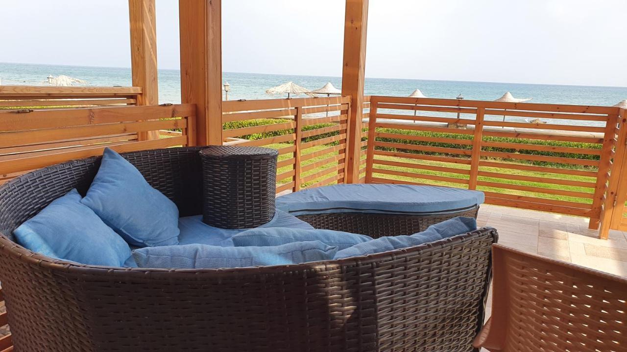 Breathtaking Luxury & Spacious 2-Bedroom 1St Row Direct Seaview At Stella Sea View Sokhna アインソフナ エクステリア 写真