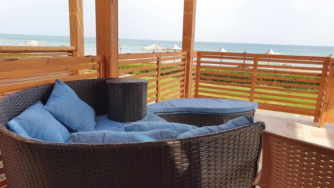 Breathtaking Luxury & Spacious Family 2-Bed 1St Row Seaview At Stella Seaview Sokhna アインソフナ エクステリア 写真
