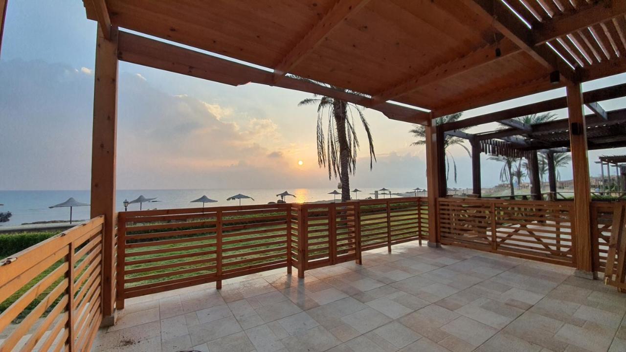 Breathtaking Luxury & Spacious Family 2-Bed 1St Row Seaview At Stella Seaview Sokhna アインソフナ エクステリア 写真