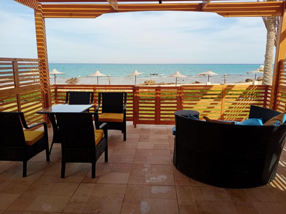 Breathtaking Luxury & Spacious Family 2-Bed 1St Row Seaview At Stella Seaview Sokhna アインソフナ エクステリア 写真